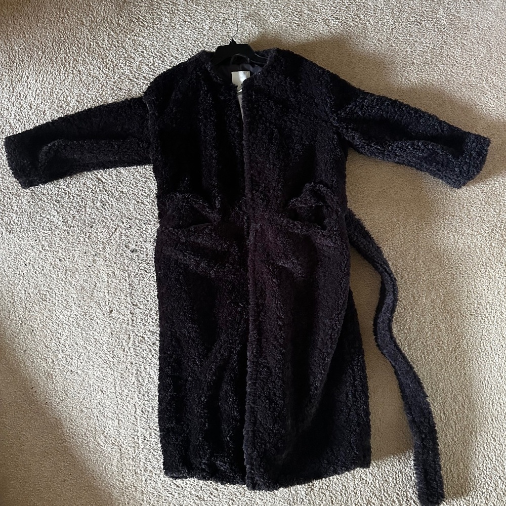 Brand New H&M Sherpa Coat with pockets